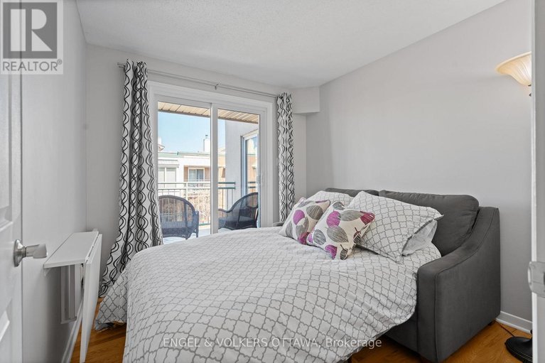 29671647/403-1-columbus-avenue/overbrook/ottawa/ontario/K1K4L1_25