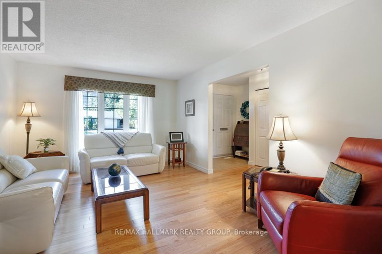 28911450/2-1240-pebble-road/south-keys/ottawa/ontario/K1V8V4_6