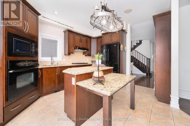 28553258/203-black-sage-crescent/riverside-southgloucester-glen/ottawa/ontario/K1V2J7_11