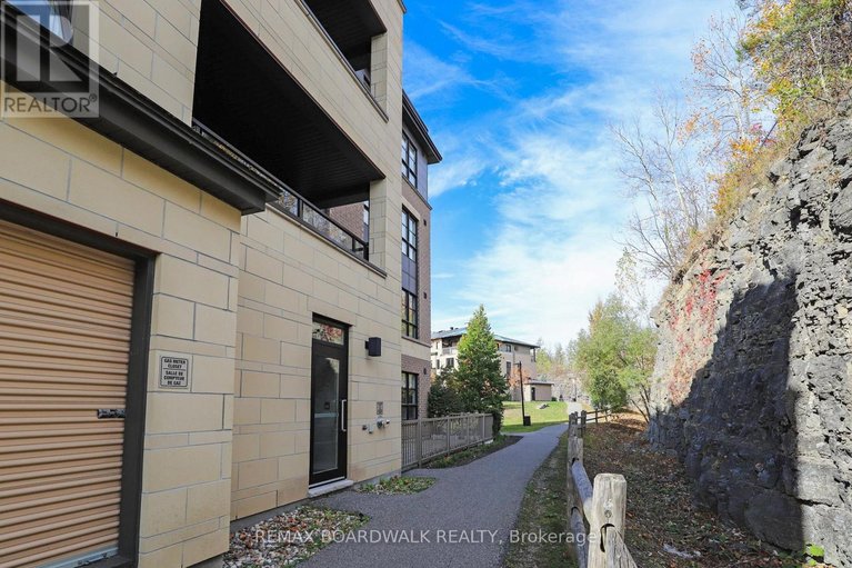 29634431/202-230-titanium-private-e/convent-glen-north/ottawa/ontario/K1C0C1_45