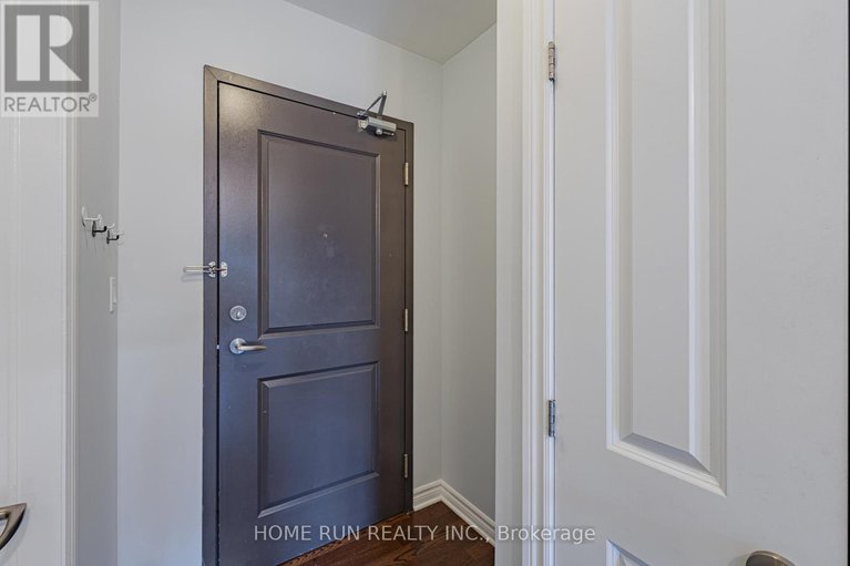 28801243/210-429-kent-street/ottawa-centre/ottawa/ontario/K2P1B5_19