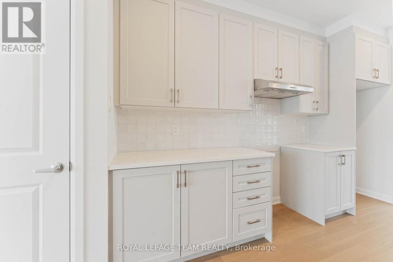 28311448/718-jennie-trout-terrace/morgans-grantsouth-march/ottawa/ontario/K2W0M5_11