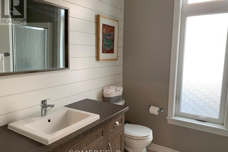 28417378/819-tewin-circle/camelot/ottawa/ontario/K4A1K2_10