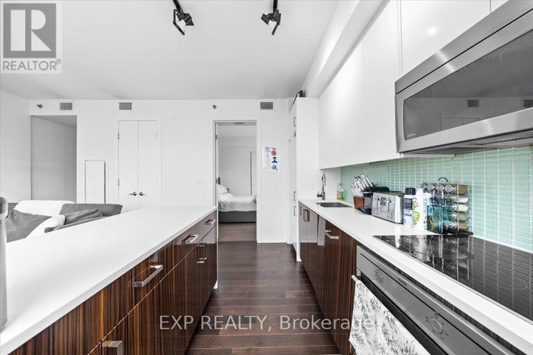 29486304/611-300-lisgar-street/ottawa-centre/ottawa/ontario/K2P0E2_12