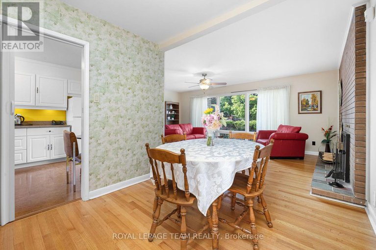 28862430/30-ellery-crescent/lynwood-village/ottawa/ontario/K2H6M6_14