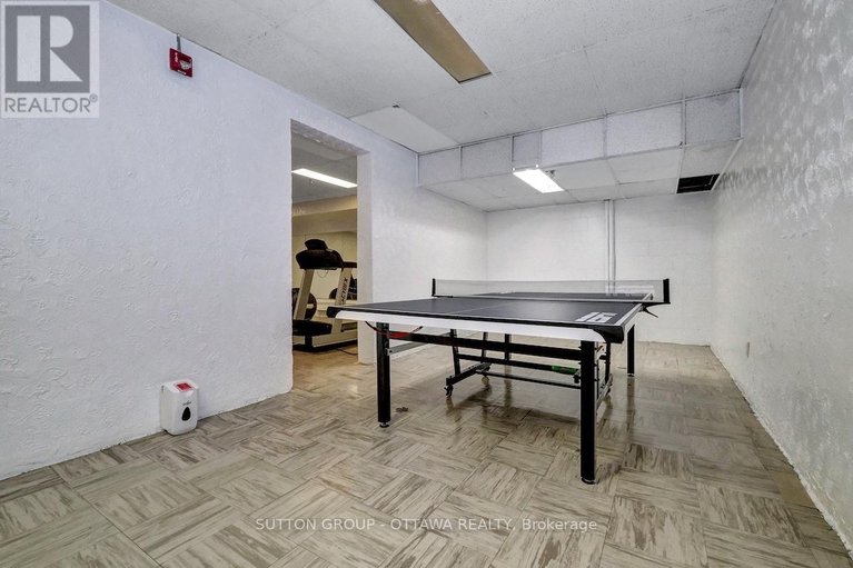 29455877/405-665-bathgate-drive/carson-meadows/ottawa/ontario/K1K3Y4_41