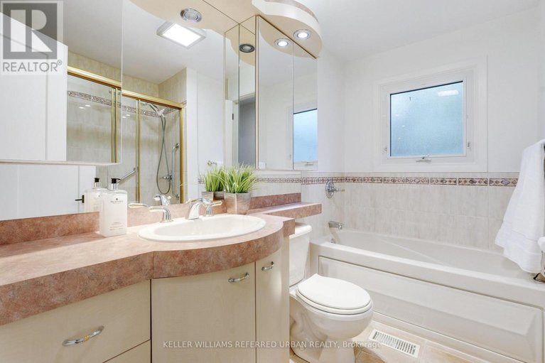 29623295/682-glenhurst-crescent/beacon-hill-north/ottawa/ontario/K1J7B7_24