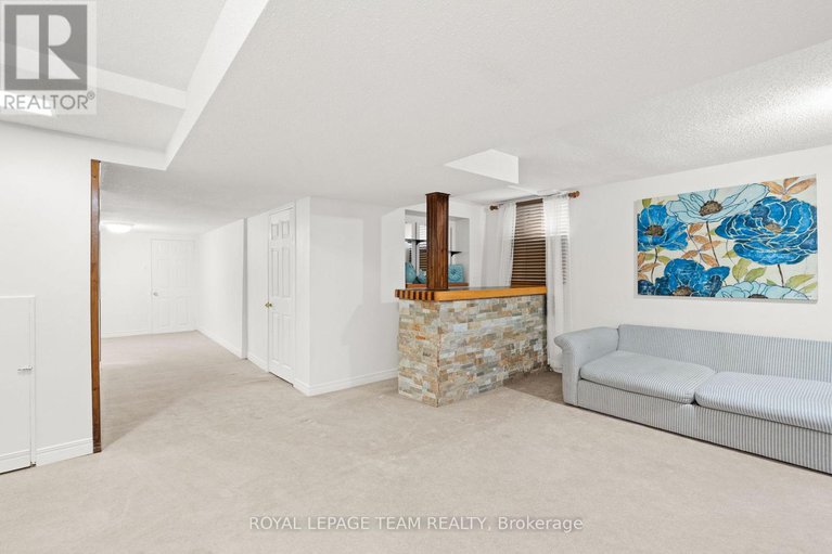 29026359/23-glacier-street/on-the-green/ottawa/ontario/K2J2M7_32