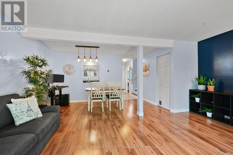 28830015/1351-bakker-court/convent-glen-south/ottawa/ontario/K1C2K5_11