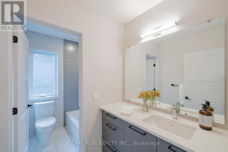 28539359/530-tenor-ridge/riverside-southgloucester-glen/ottawa/ontario/K4M0P9_42