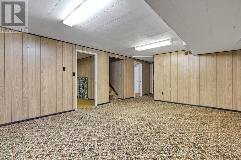 29628784/302-roxdale-avenue/bilberry-creekqueenswood-heights/ottawa/ontario/K1E1T8_28