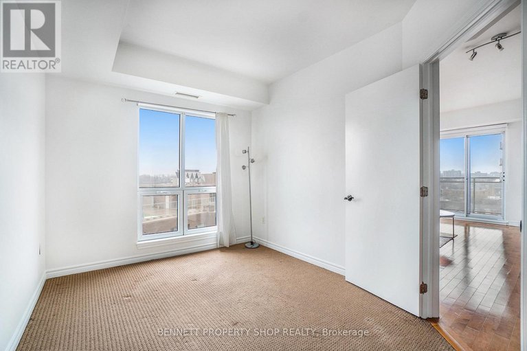 28175547/1204-70-landry-street/vanier/ottawa/ontario/K1L0A8_11