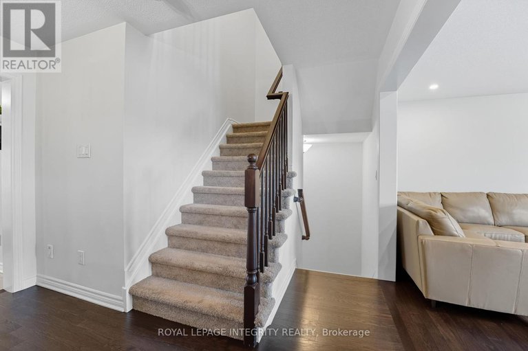 28983776/347-willow-aster-circle/avalon-west/ottawa/ontario/K4A1C6_17