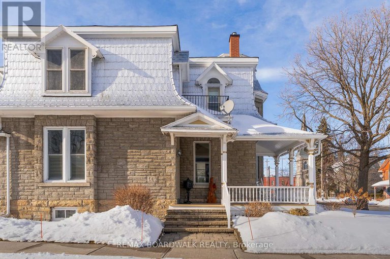 29405267/532-st-lawrence-street/winchester/north-dundas/ontario/K0C2K0_42