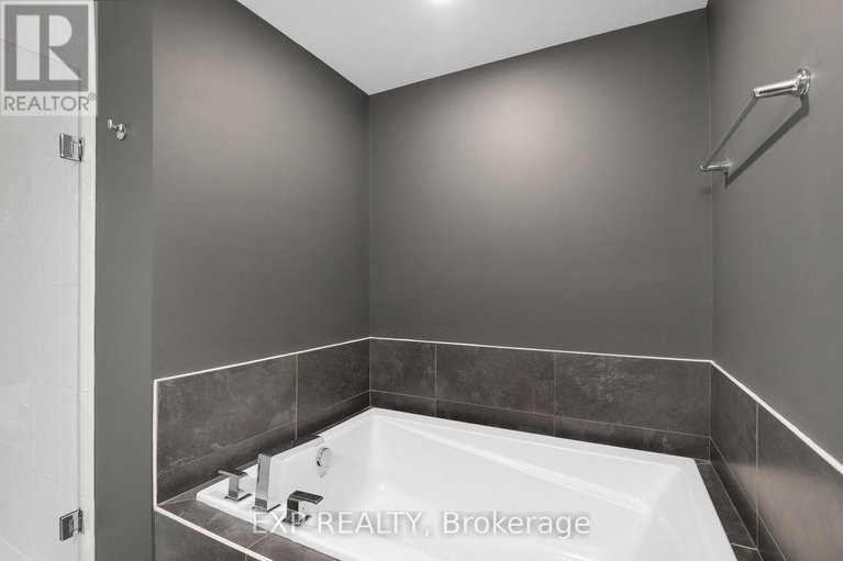 29173644/1053-lunar-glow-crescent/riverside-southgloucester-glen/ottawa/ontario/K4M0J9_26