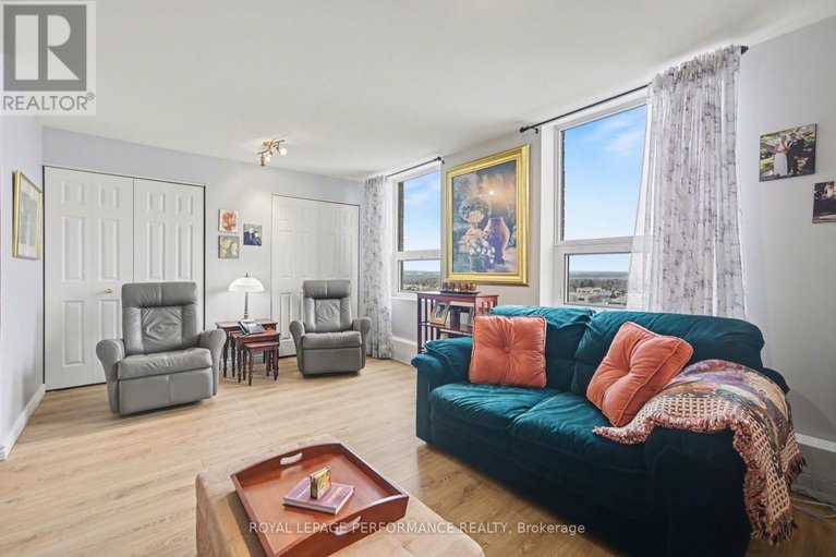 29476662/1505-665-bathgate-drive/carson-meadows/ottawa/ontario/K1K3Y4_22