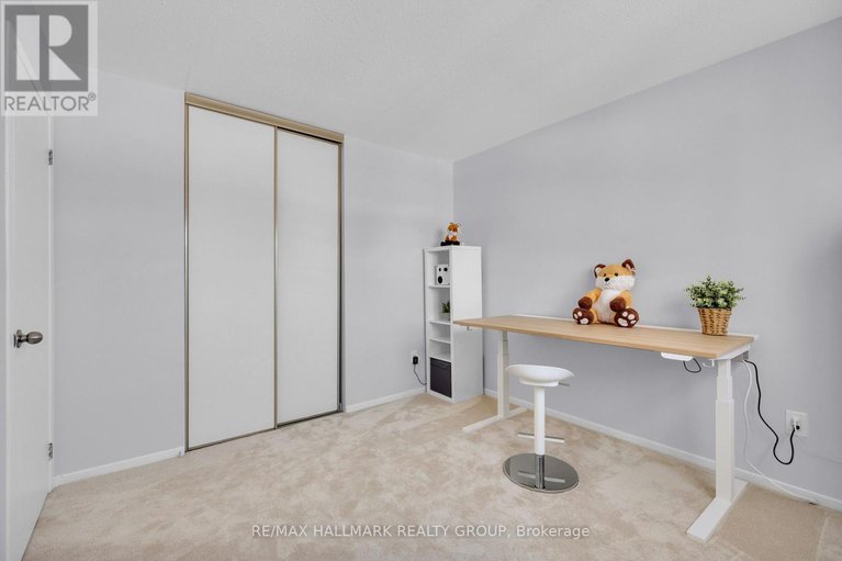 29397624/17-glenmoriston-avenue/glencairnhazeldean/ottawa/ontario/K2L2S3_22