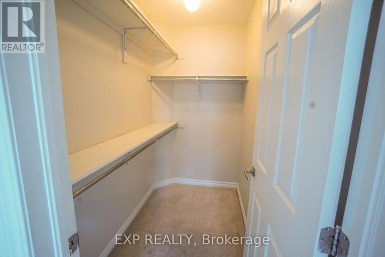 29494156/229-cayman-road/stittsville-north/ottawa/ontario/K2S0N8_12