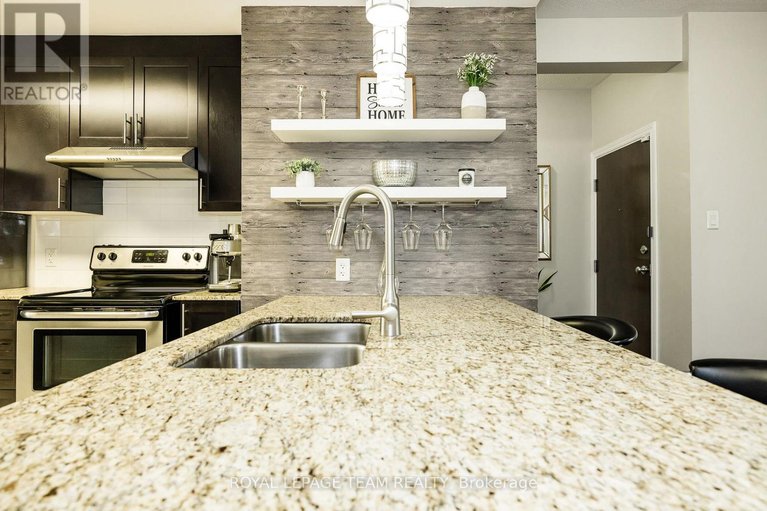 29564017/a-19-tadley-private/longfields/ottawa/ontario/K2J2T3_14