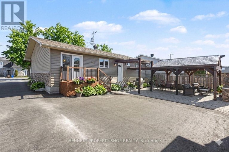 29679626/493-laurier-street/town-of-rockland/clarence-rockland/ontario/K4K1E7_23