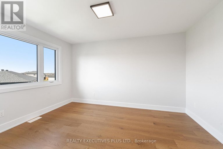 28278960/1299-diamond-street/clarencerockland-twp/clarence-rockland/ontario/K4K0M5_26