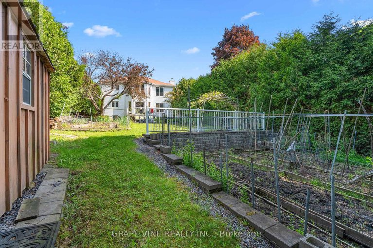 28434858/67-allenby-road/morgans-grantsouth-march/ottawa/ontario/K2K2J8_43