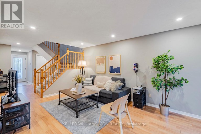29353088/83-wrenwood-crescent/centrepointe/ottawa/ontario/K2G5V5_9