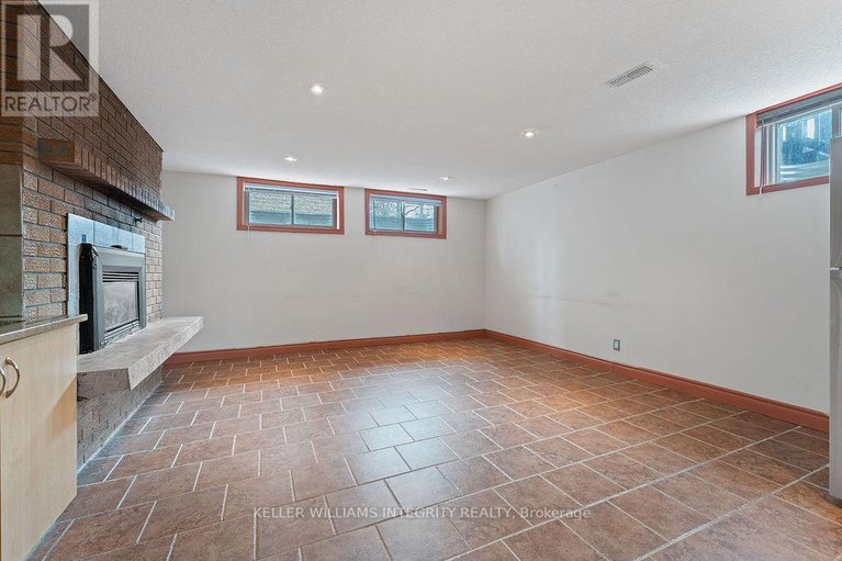 28206742/62-chippewa-avenue/meadowlandsst-claire-gardens/ottawa/ontario/K2G1Y2_36