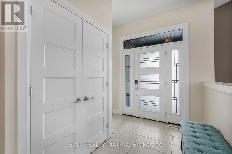 29468824/128-lyon-street/embrun/russell/ontario/K0A1W0_4