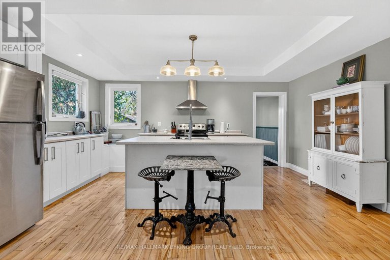 29121974/1762-scott-street/ottawa-west/ottawa/ontario/K1Y2N6_14