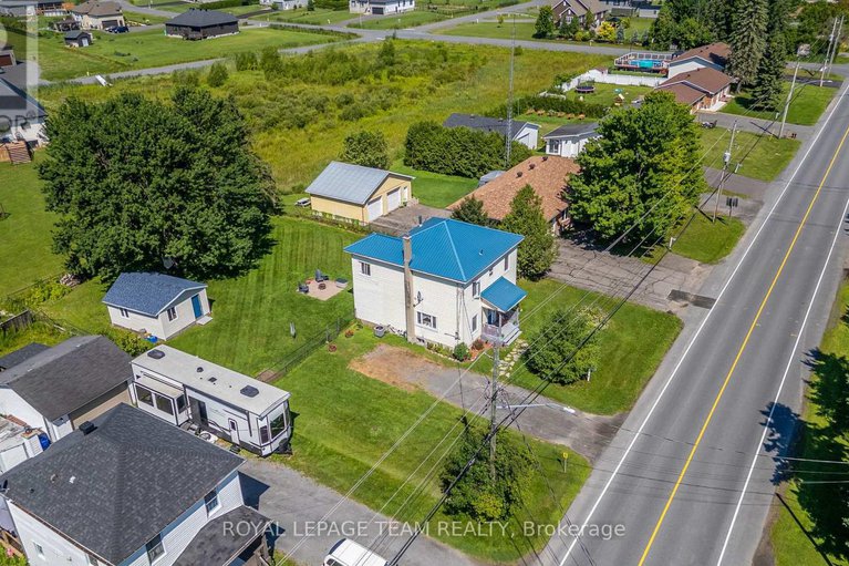28637618/3242-gendron-road/clarencerockland-twp/clarence-rockland/ontario/K0A2A0_49