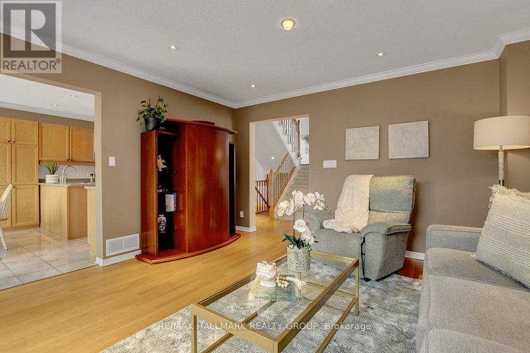 28882866/1166-ambercrest-street/carson-grove/ottawa/ontario/K1J1B2_12