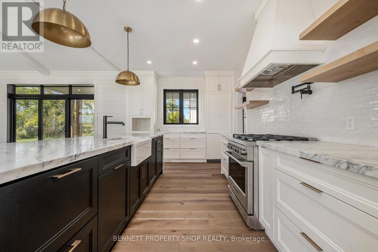 28166284/3978-squire-road/south-glengarry-charlottenburgh-twp/south-glengarry/ontario/K0C1B0_9