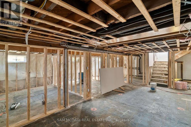 29397949/2709-laurier-street/town-of-rockland/clarence-rockland/ontario/K4K1A3_21