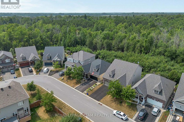 28724327/3222-harvester-crescent/kemptville/north-grenville/ontario/K0G1J0_49