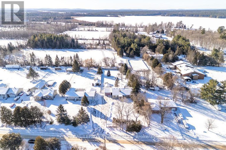 29215439/591-bellamy-road/mcnabbraeside-twps/mcnabbraeside/ontario/K0A2X0_32