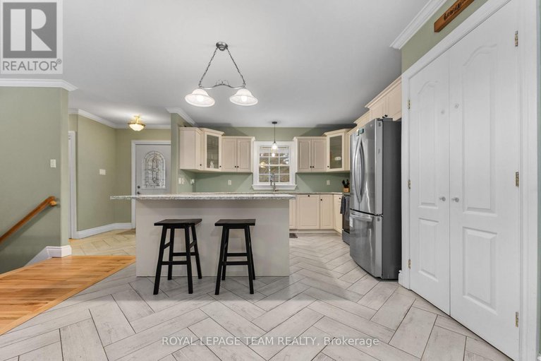 28166780/559-mclachlan-road/mcnabbraeside-twps/mcnabbraeside/ontario/K0A3L0_8