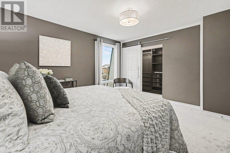 29623679/907e-elmsmere-road/beacon-hill-south/ottawa/ontario/K1J8G4_12