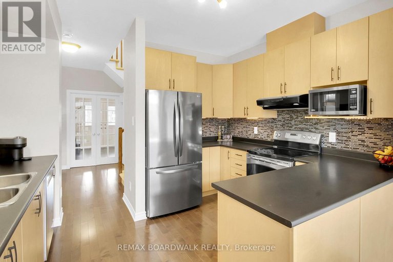 29605776/802-tony-george-place-e/stittsville-north/ottawa/ontario/K2S0R3_8