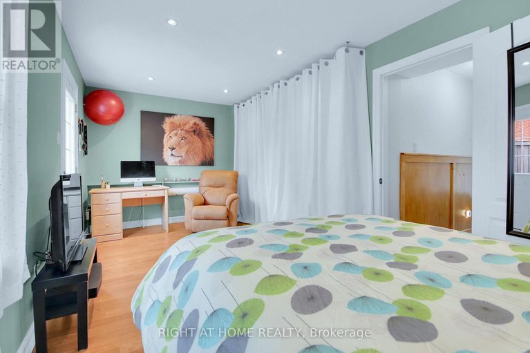 28284390/5-moorside-private/carleton-heights/ottawa/ontario/K2C3P4_35