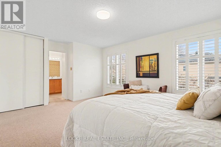 29468634/6020-longleaf-drive/orleans-village/ottawa/ontario/K1W1J2_25