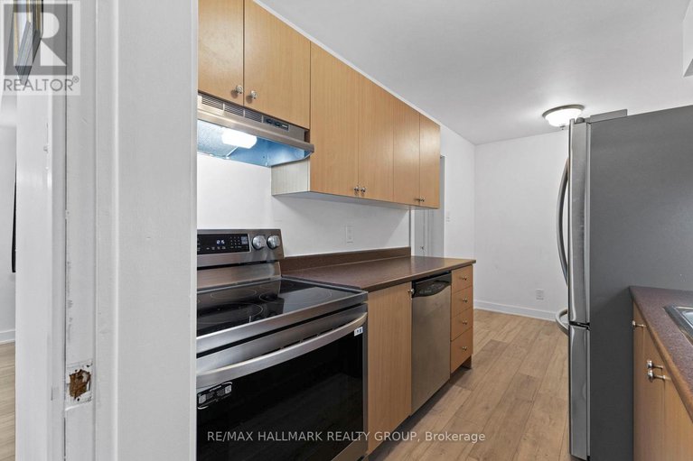 29206079/463-canotia-place/fallingbrookpineridge/ottawa/ontario/K4A2K2_15