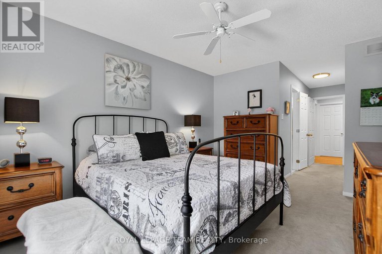 29366055/20-river-oaks-court/stittsville-central/ottawa/ontario/K2S1L3_30