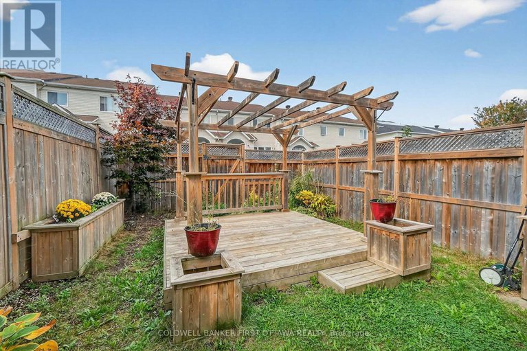 29109622/1249-klondike-road/morgans-grantsouth-march/ottawa/ontario/K2W1E1_44