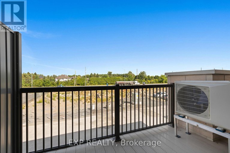 29300165/1005-silhouette-private/cedargrovefraserdale/ottawa/ontario/K2J4S3_27