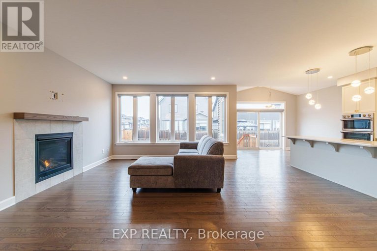 29599484/896-sendero-way/remainder-of-stittsville-area/ottawa/ontario/K2S2W8_8