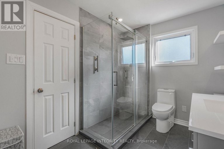 29666462/641-apollo-way/fallingbrookpineridge/ottawa/ontario/K4A1T5_24