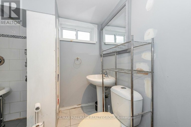 29437077/2223-halifax-drive/elmvale-acresurbandale/ottawa/ontario/K1G2W4_40