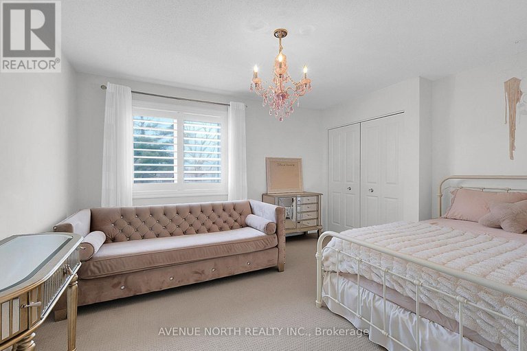 28540961/429-dovehaven-street/mer-bleuebradley-estatesanderson-park/ottawa/ontario/K1W0H2_33