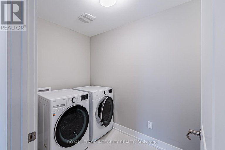28842717/709-fenwick-way/stonebridge/ottawa/ontario/K2J7E2_36